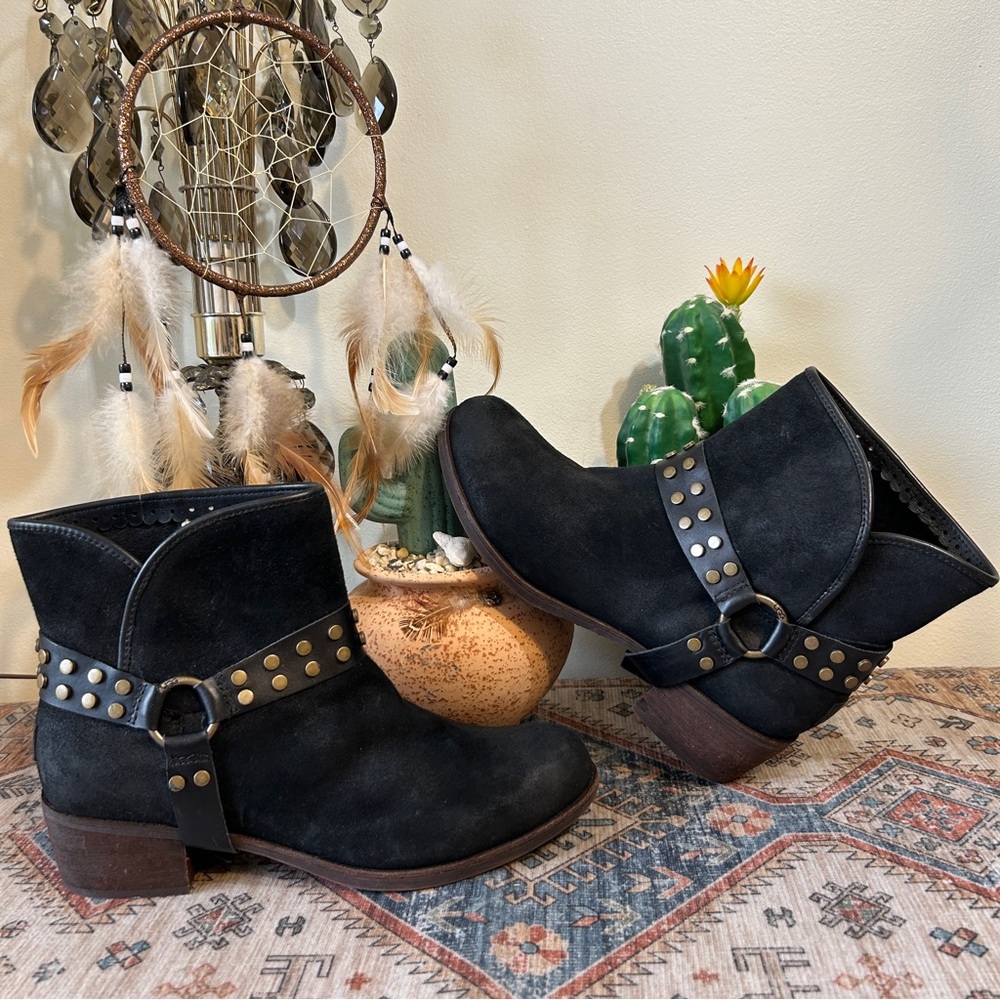 Ugg Darling Black Suede Leather Stud Studded Harness Strap Ankle Boots